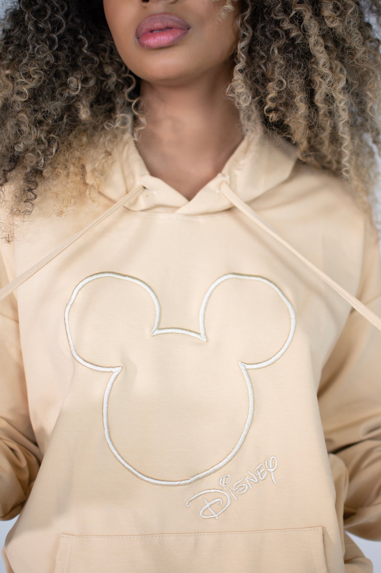 MICKEY BOOTEUT