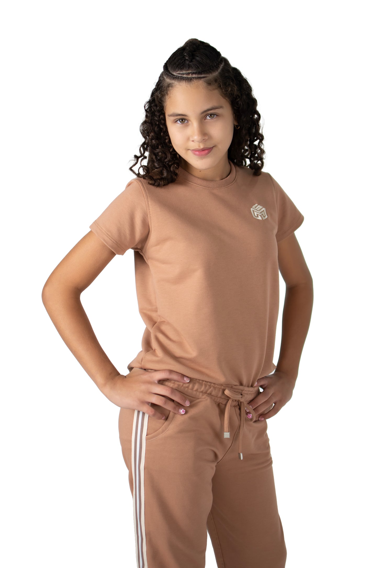 Free Roots Kids Set Niña