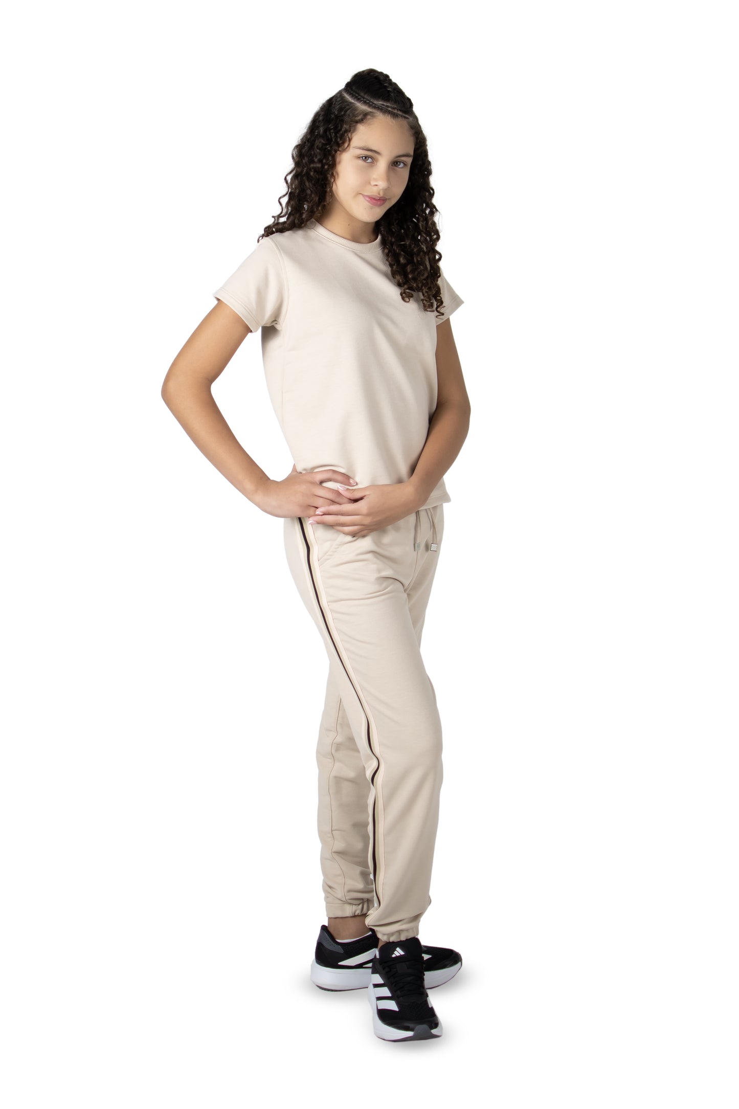 Free Roots Kids Set Niña