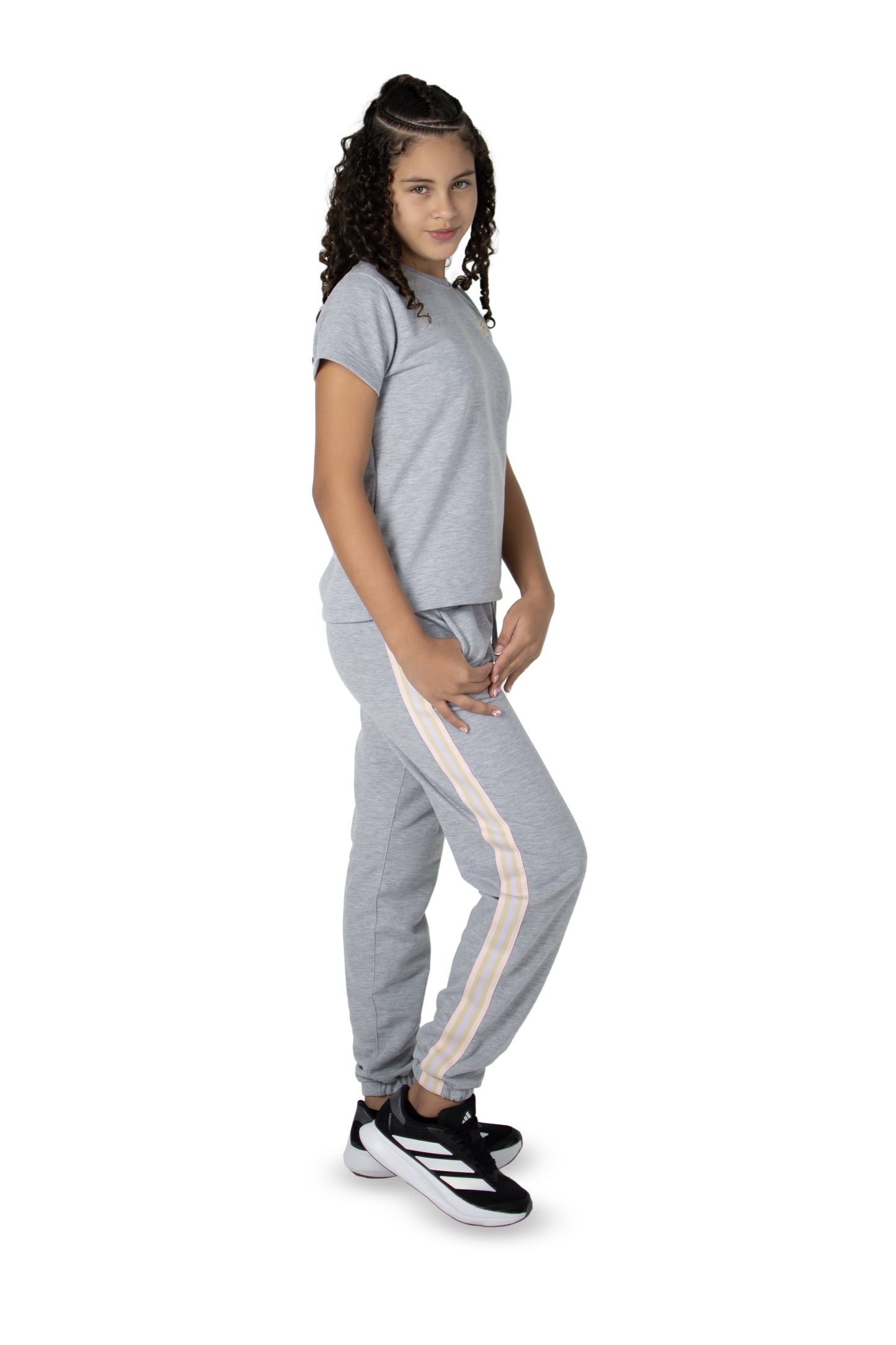 Free Roots Kids Set Niña