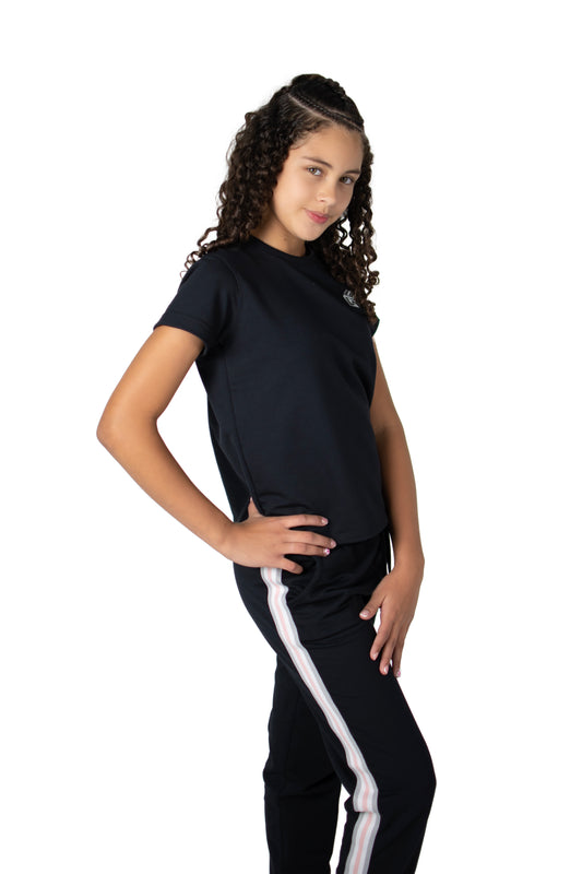 Free Roots Kids Set Niña