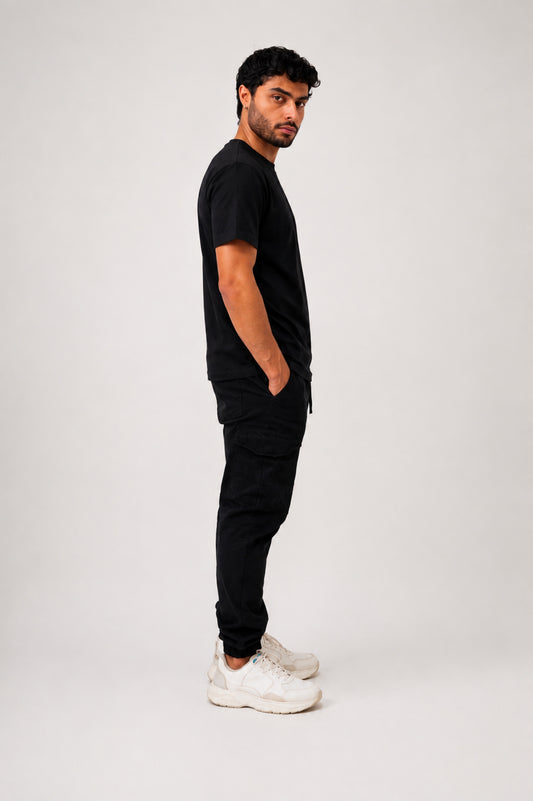 Camiseta basica Zenth negra, vista lateral