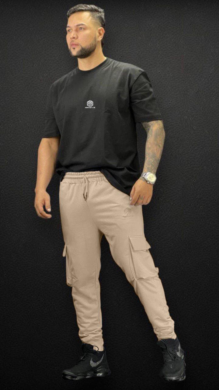 Jogger camuflado de caballero