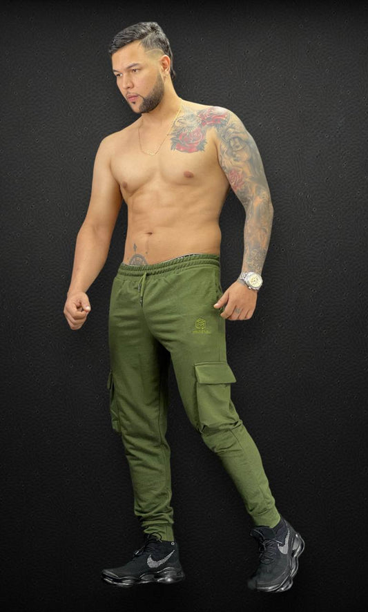 Jogger camuflado de caballero