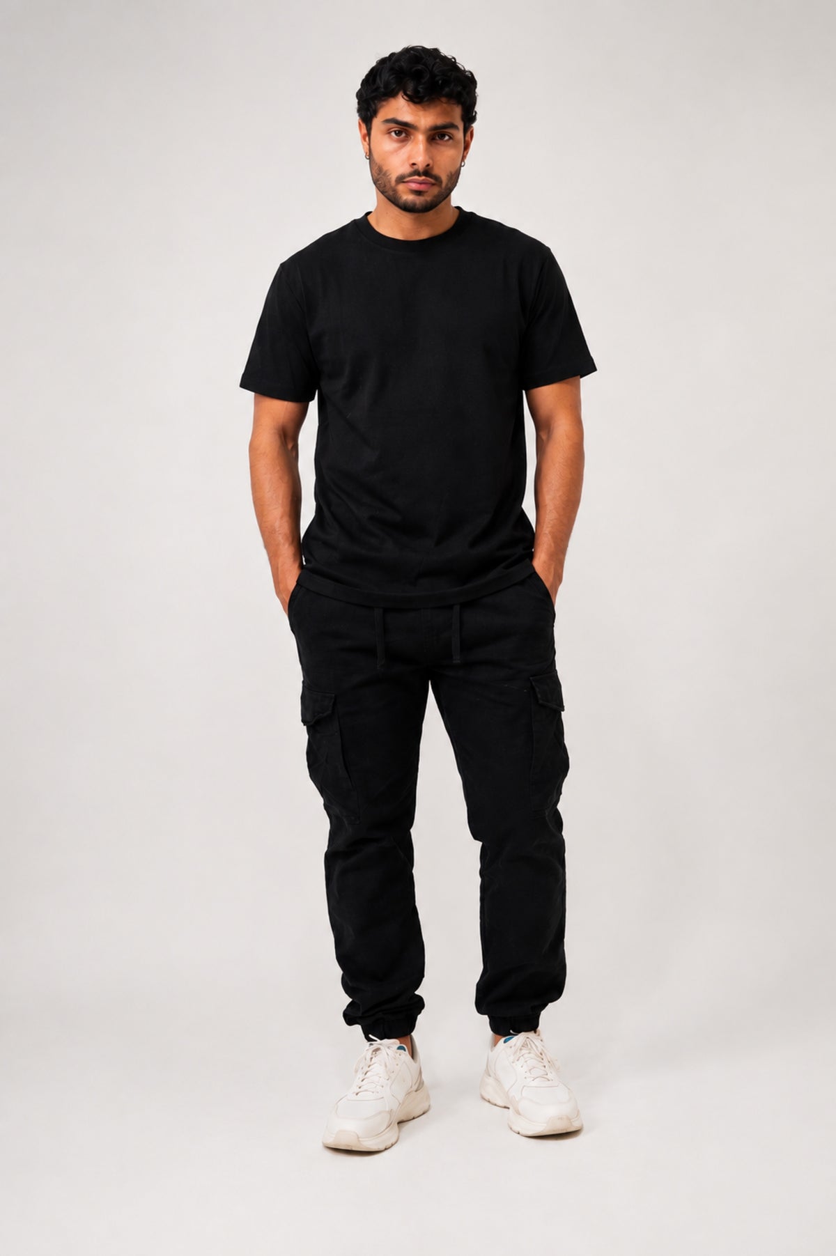 Camiseta basica Zenth negra, vista frontal